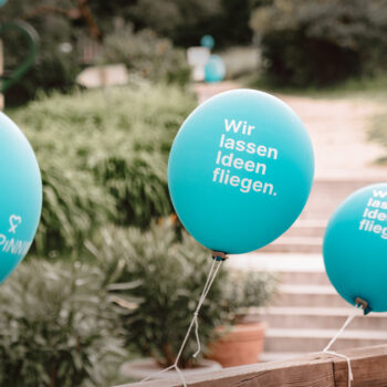 T&uuml;rkise Luftballons