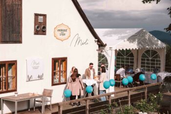 Au&szlig;enansicht von der Mirli Terrasse